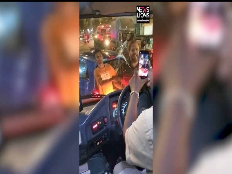 Car driver breaks glass, threatens bus driver in western India