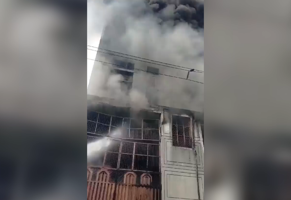 Major fire outbreak occurs in industrial area of northern India